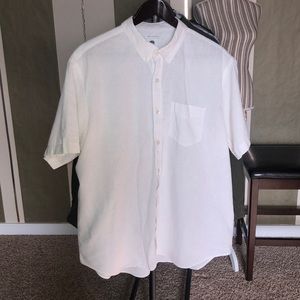 OLD NAVY Men’s Regular Fit Light Linen Button Up